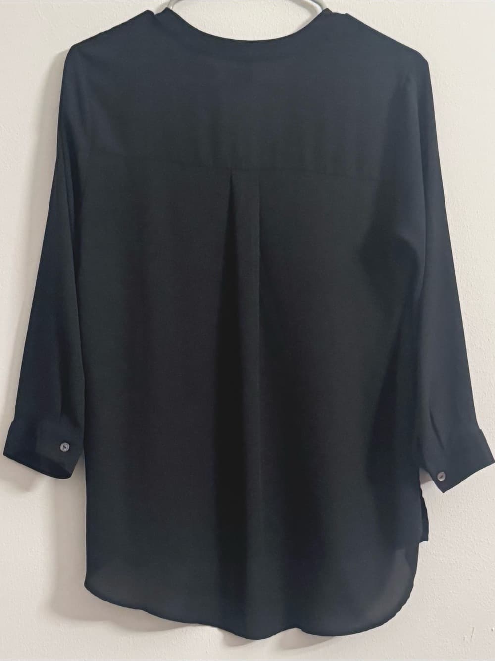 Forever 21 Black V-Neck 3/4 Sleeve Blouse L Flowy Chiffon Casual Workwear - Thumbnail 2