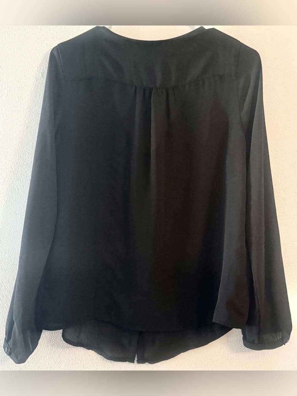 Forever 21 Black Long Sleeve Sheer Button Down Blouse Size M - Thumbnail 2