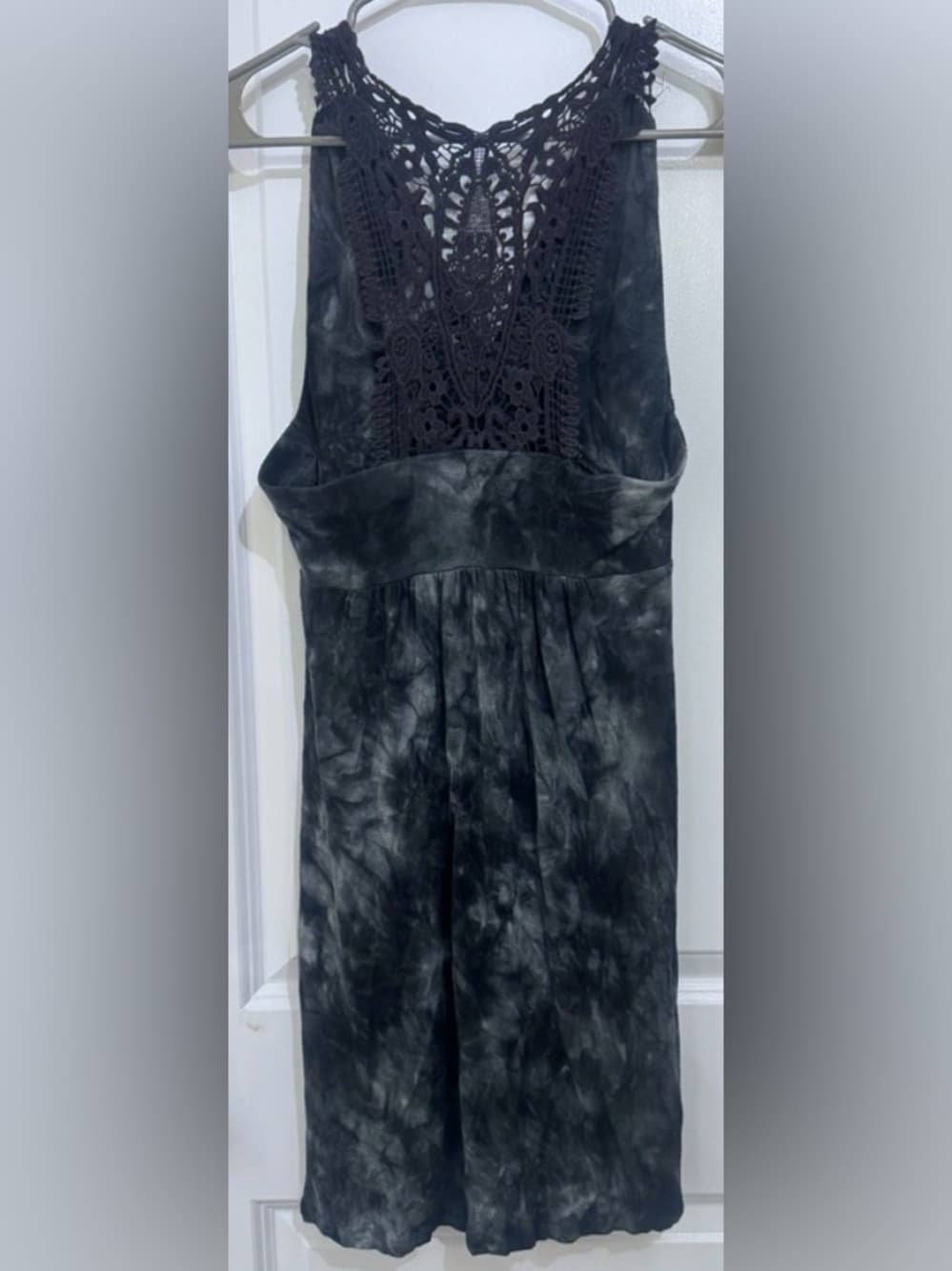 Elle Black Gray Tie Dye Crochet Shift Dress M V Neck Sleeveless - Thumbnail 2