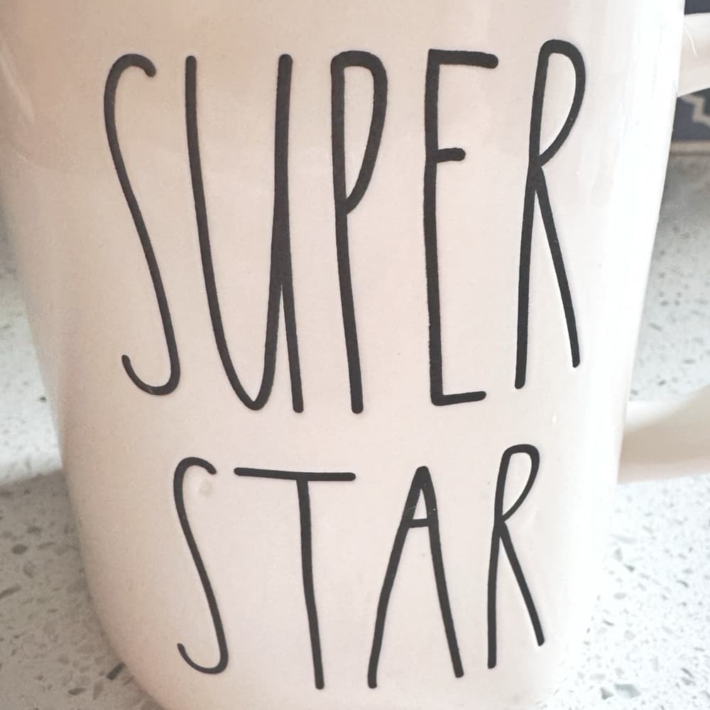 Rae Dunn SUPER STAR Coffee Mug Red Star Artisan Collection Large Stoneware - Thumbnail 4