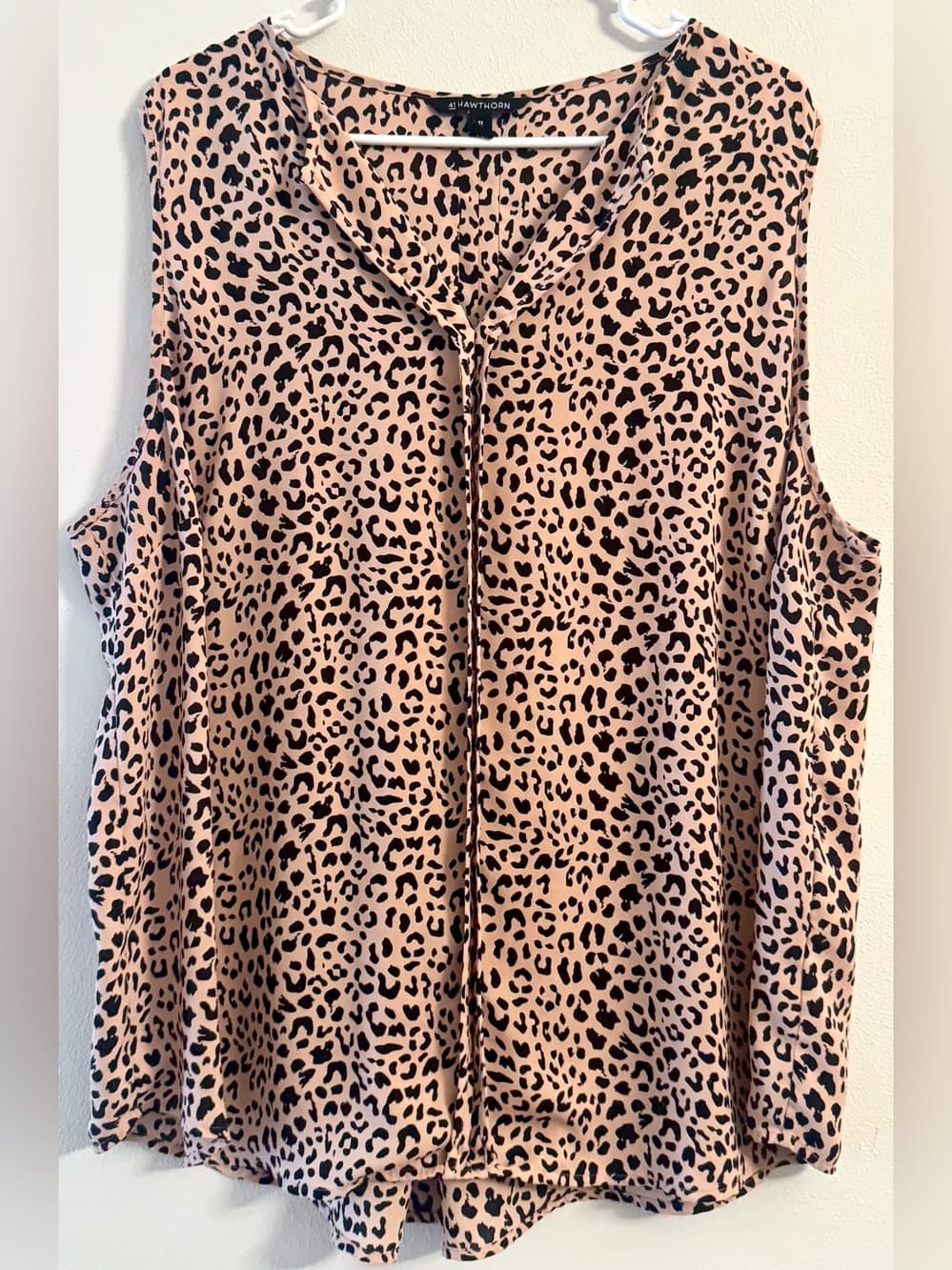 41 Hawthorn Women's Leopard Print Sleeveless V-Neck Blouse Plus Size 3X
