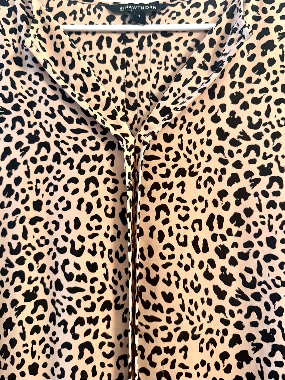 41 Hawthorn Women's Leopard Print Sleeveless V-Neck Blouse Plus Size 3X - Thumbnail 3