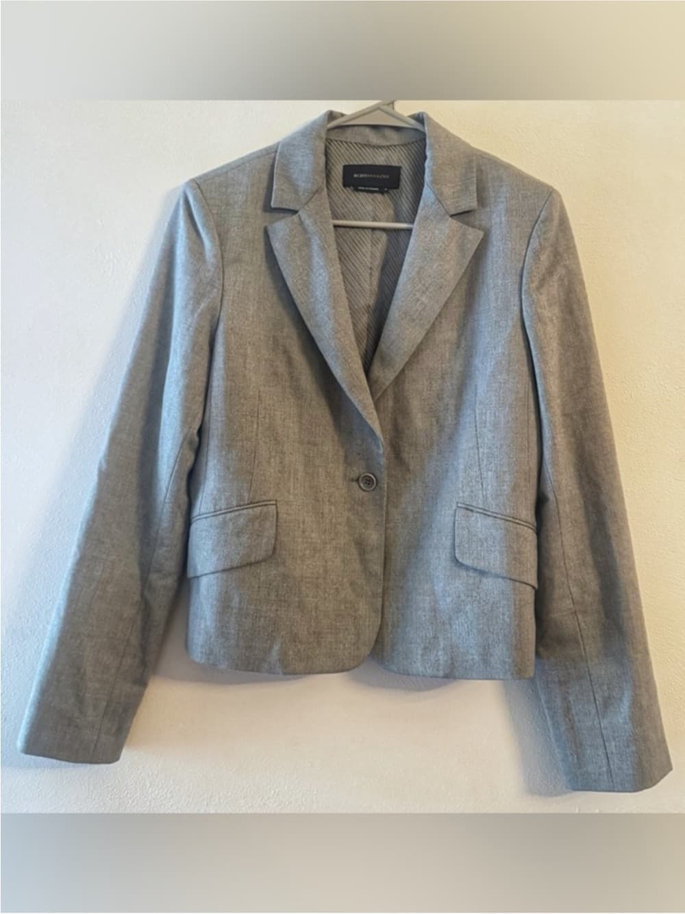 BCBG Max Azria Gray Tailored Blazer M Fitted Career Jacket