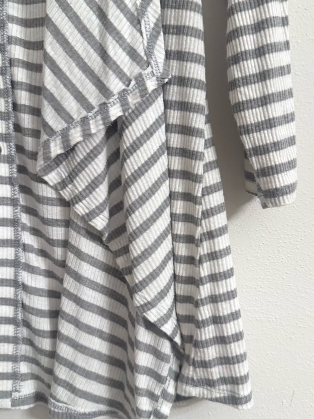 Maurices Gray White Striped Open Front Ruffle Cascade Cardigan M Cozy Casual - Thumbnail 3