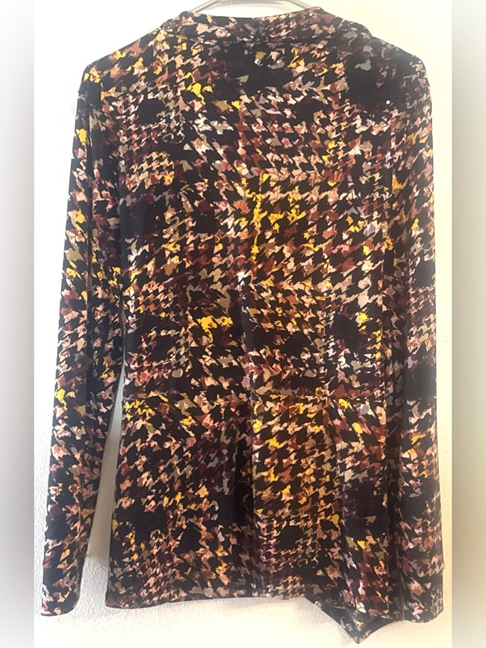 Investments Women's Abstract Print Draped Long Sleeve Stretch Blouse Size Large - Thumbnail 2
