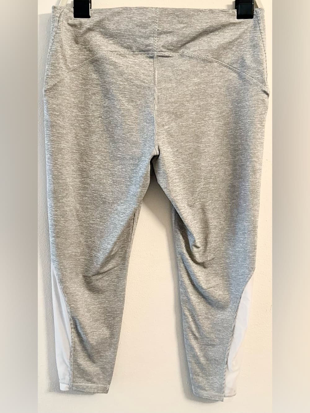 Gray Striped Leggings XXL Plus Size Stretch Athletic