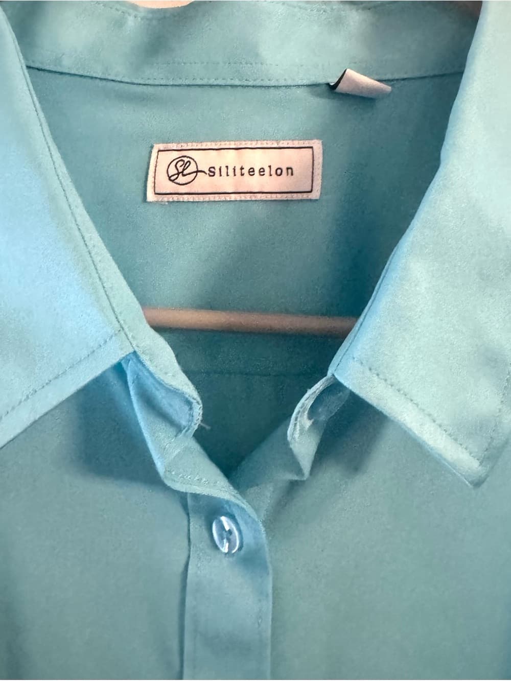 Siliteelon Women's Light Blue Satin Long Sleeve Button Down Blouse Plus Size 3X - Thumbnail 3