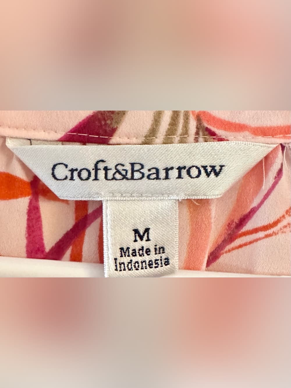 Croft & Barrow Women's Pink Tropical Print Cap Sleeve V-Neck Blouse Size Medium - Thumbnail 4