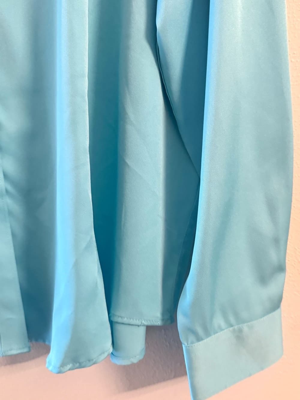 Siliteelon Women's Light Blue Satin Long Sleeve Button Down Blouse Plus Size 3X - Thumbnail 4