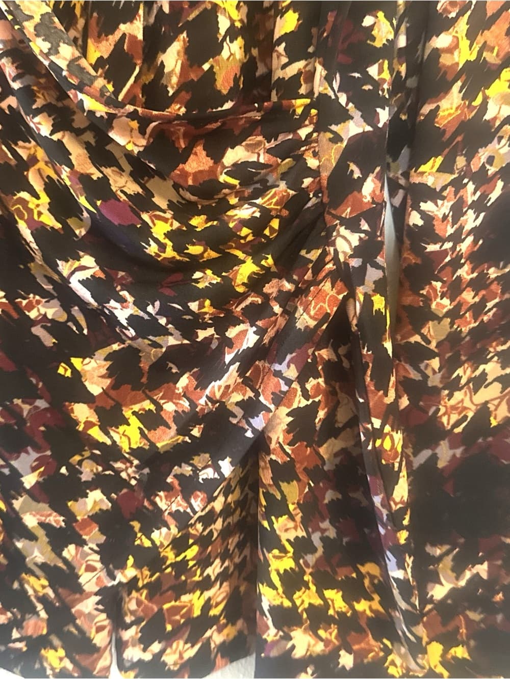 Investments Women's Abstract Print Draped Long Sleeve Stretch Blouse Size Large - Thumbnail 4