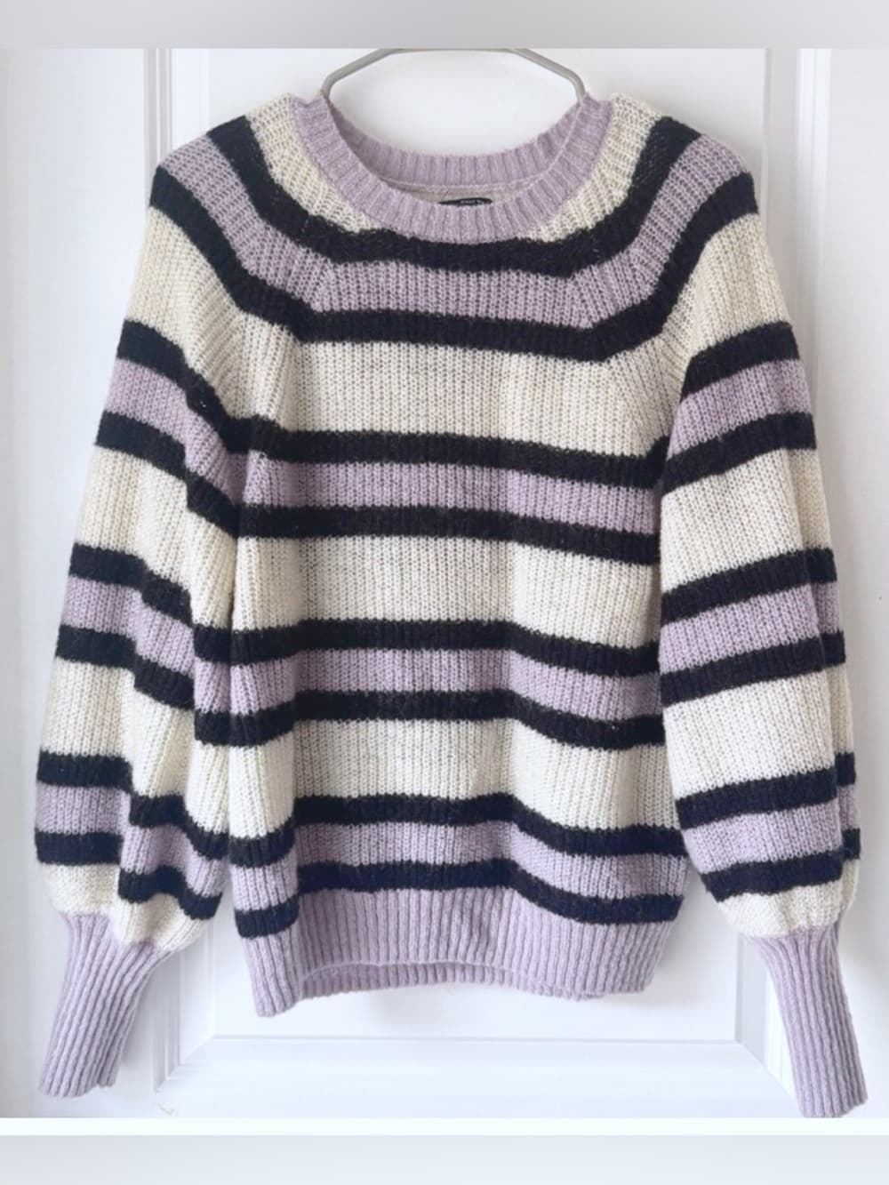 Who What Wear Women's Purple Cream Black Striped Crewneck Knit Sweater Medium