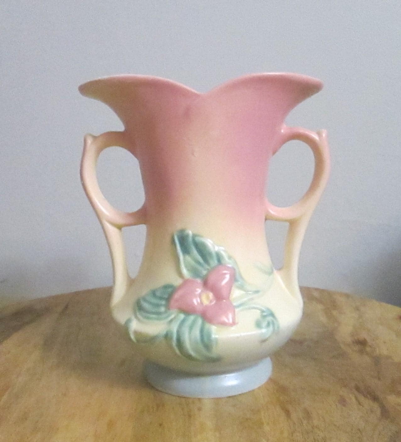 Vintage Hull Art Pottery Pastel Floral Vase - Thumbnail 2