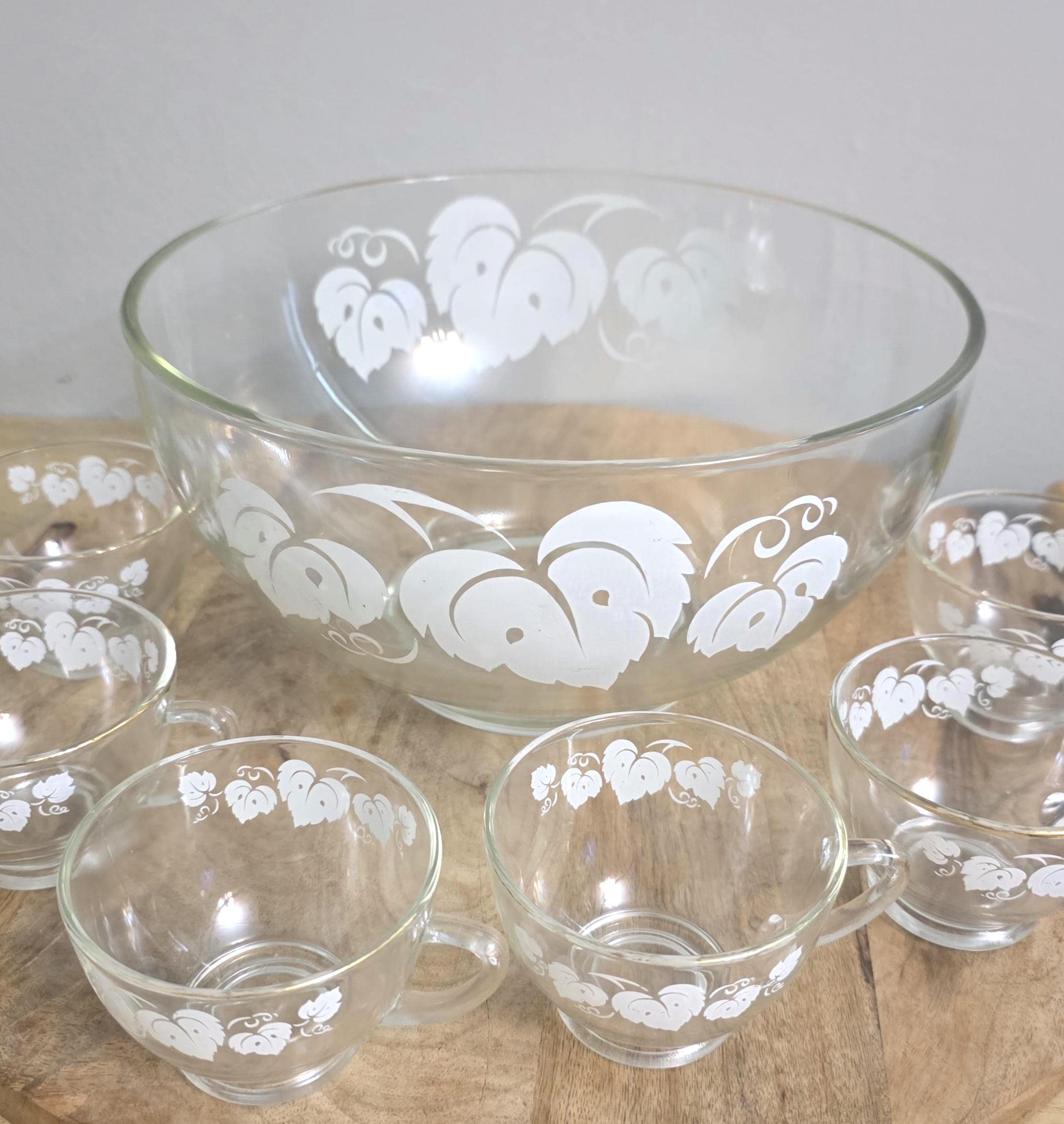 Vintage Anchor Hocking White Leaf Punch Bowl Set - Thumbnail 2