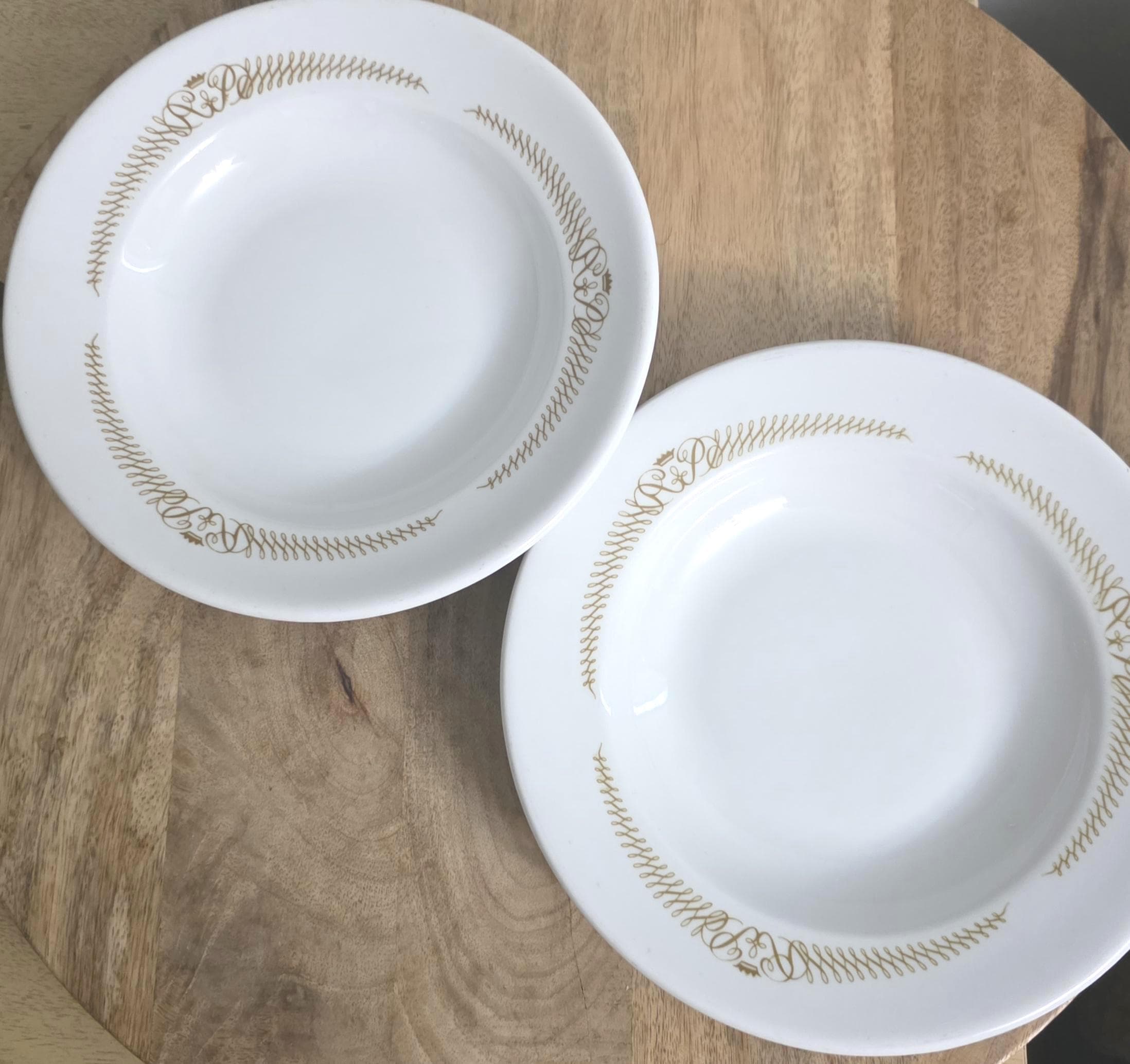 Vintage Plaza Hotel Restaurant Bowls