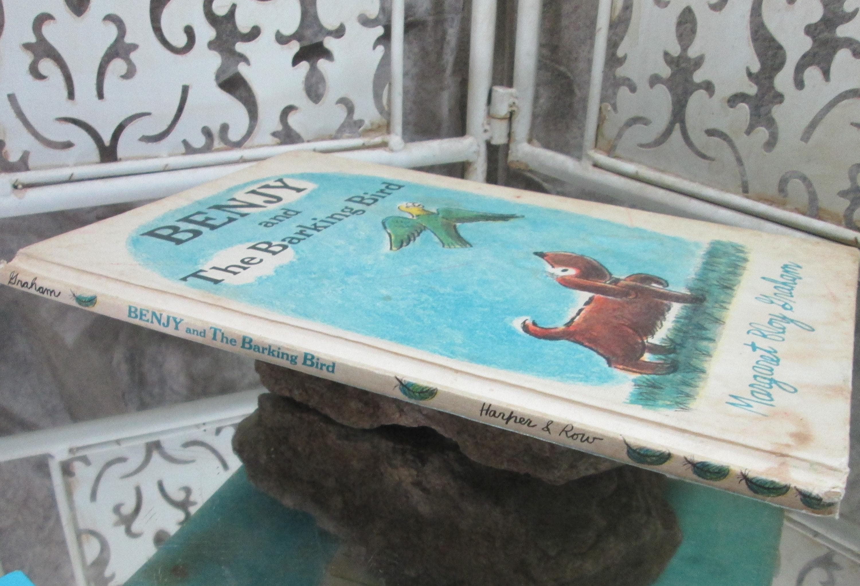 Benjy and The Barking Bird by Margaret Bloy Graham, 1971, Vintage Children's Book - Thumbnail 2