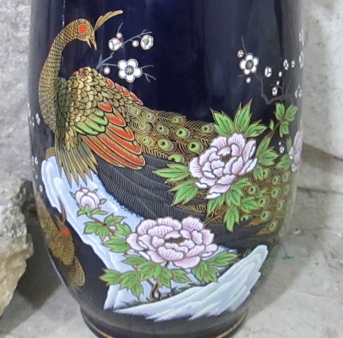 Vintage Japanese Kutani Showa Period Cobalt Blue Pheasant Vase - Thumbnail 4