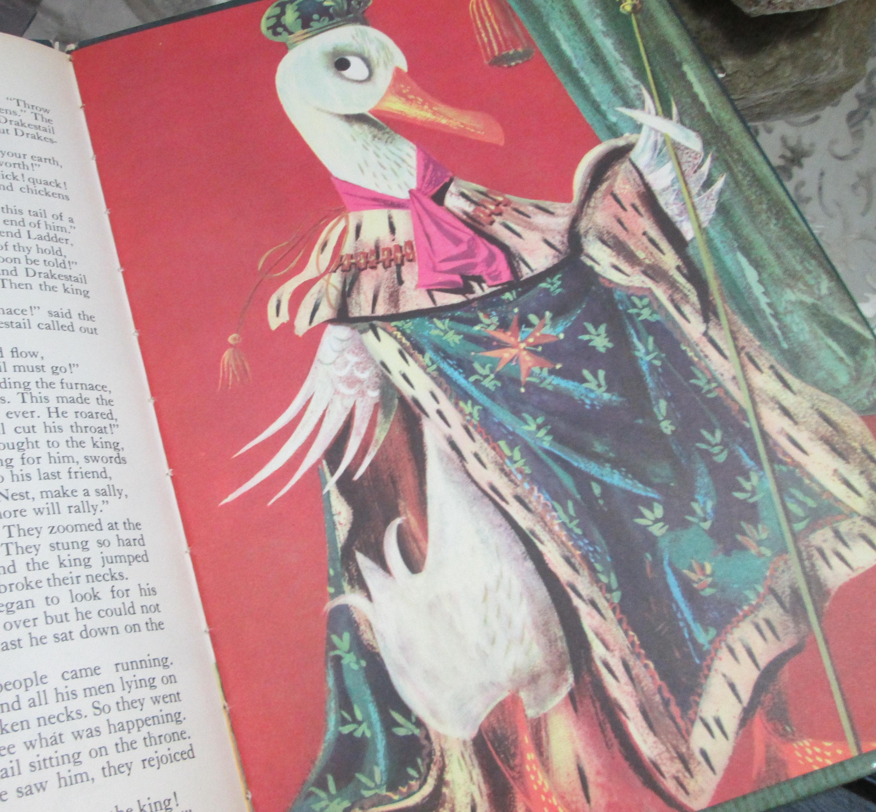 The Big Treasure Book of Nursery Tales Illustrated by Leonard Weisgard, 1954 - Thumbnail 4