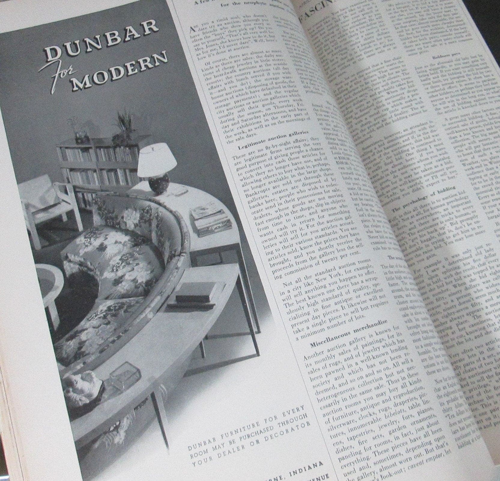 Vintage House & Garden Magazine April 1942 - Thumbnail 3