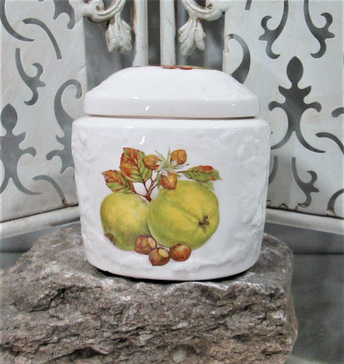 Vintage Mason's Ironstone Pear Design Tea Caddy