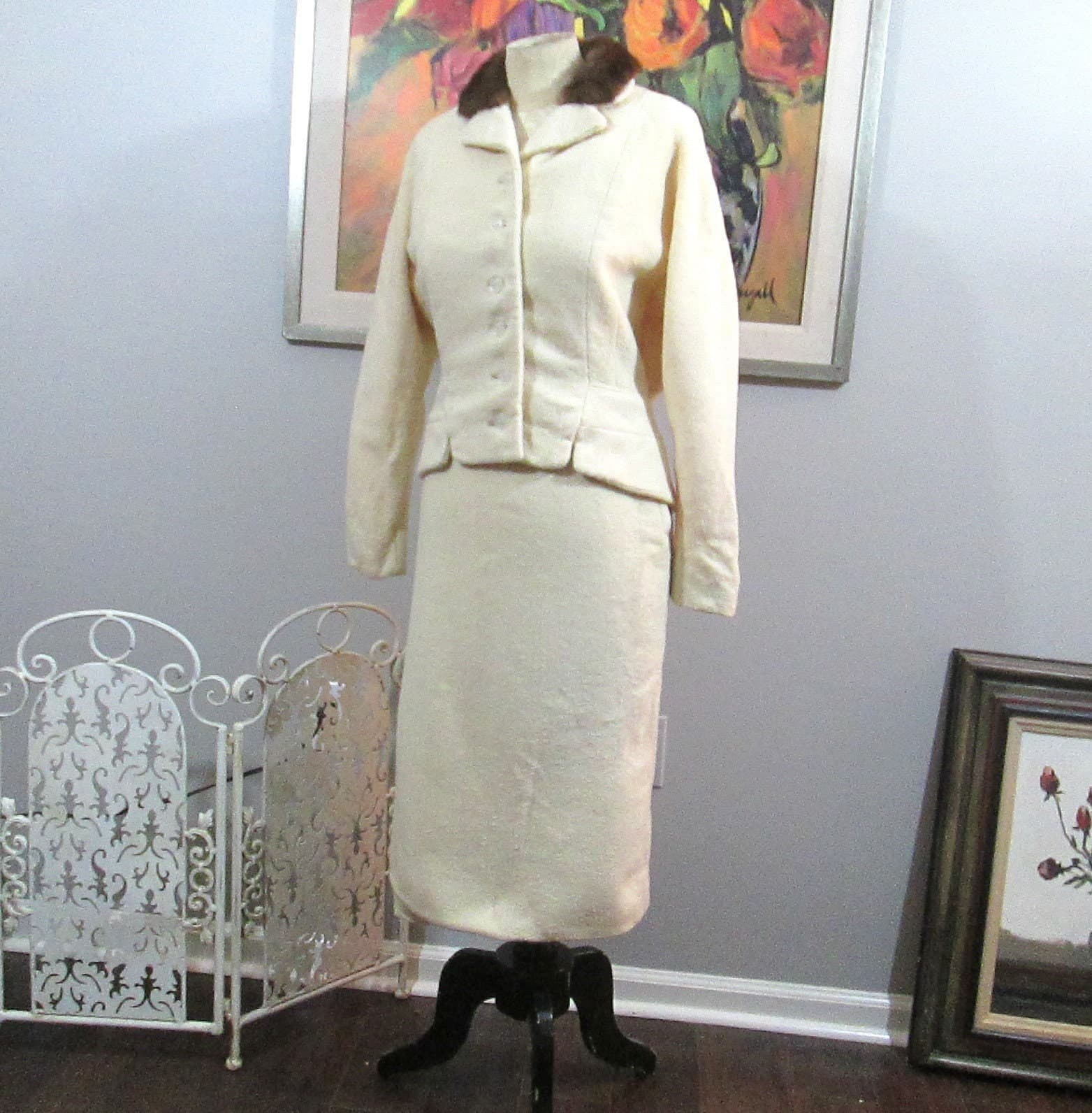 Vintage Cream Wool Fur Trim Suit