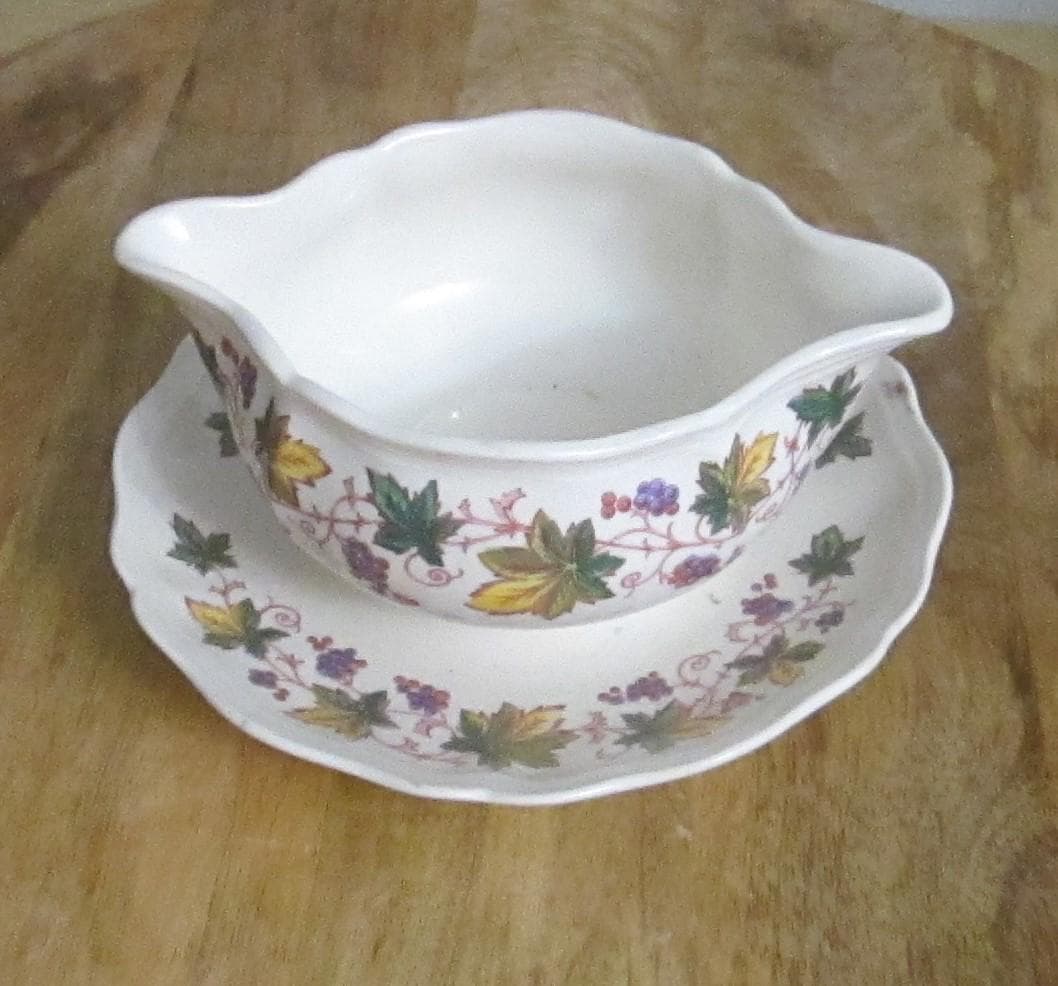 Vintage Royal Doulton Indian Summer Pattern Gravy Boat - Thumbnail 2
