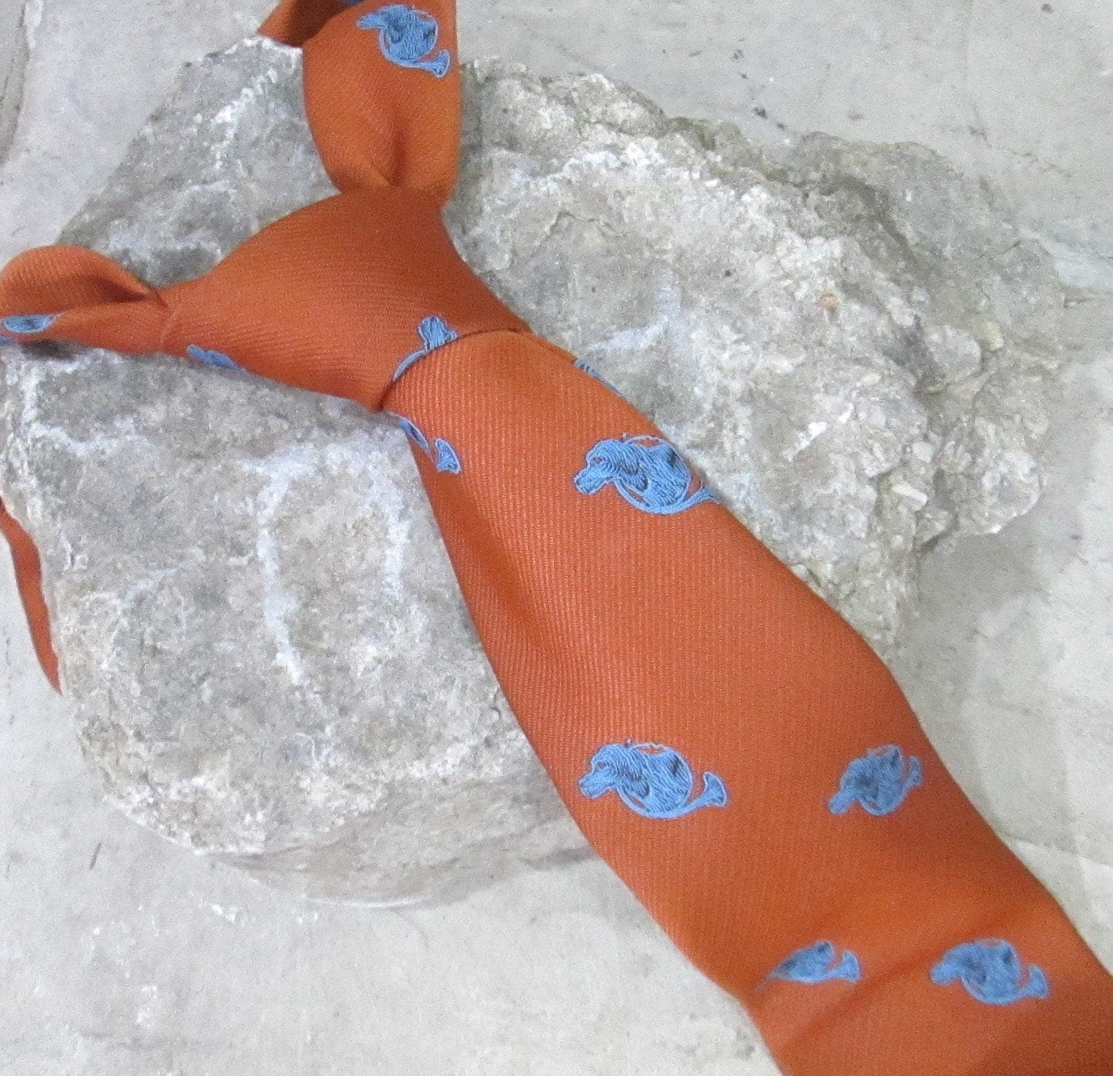 Vintage Hunt Themed Hound and Trumpet Necktie