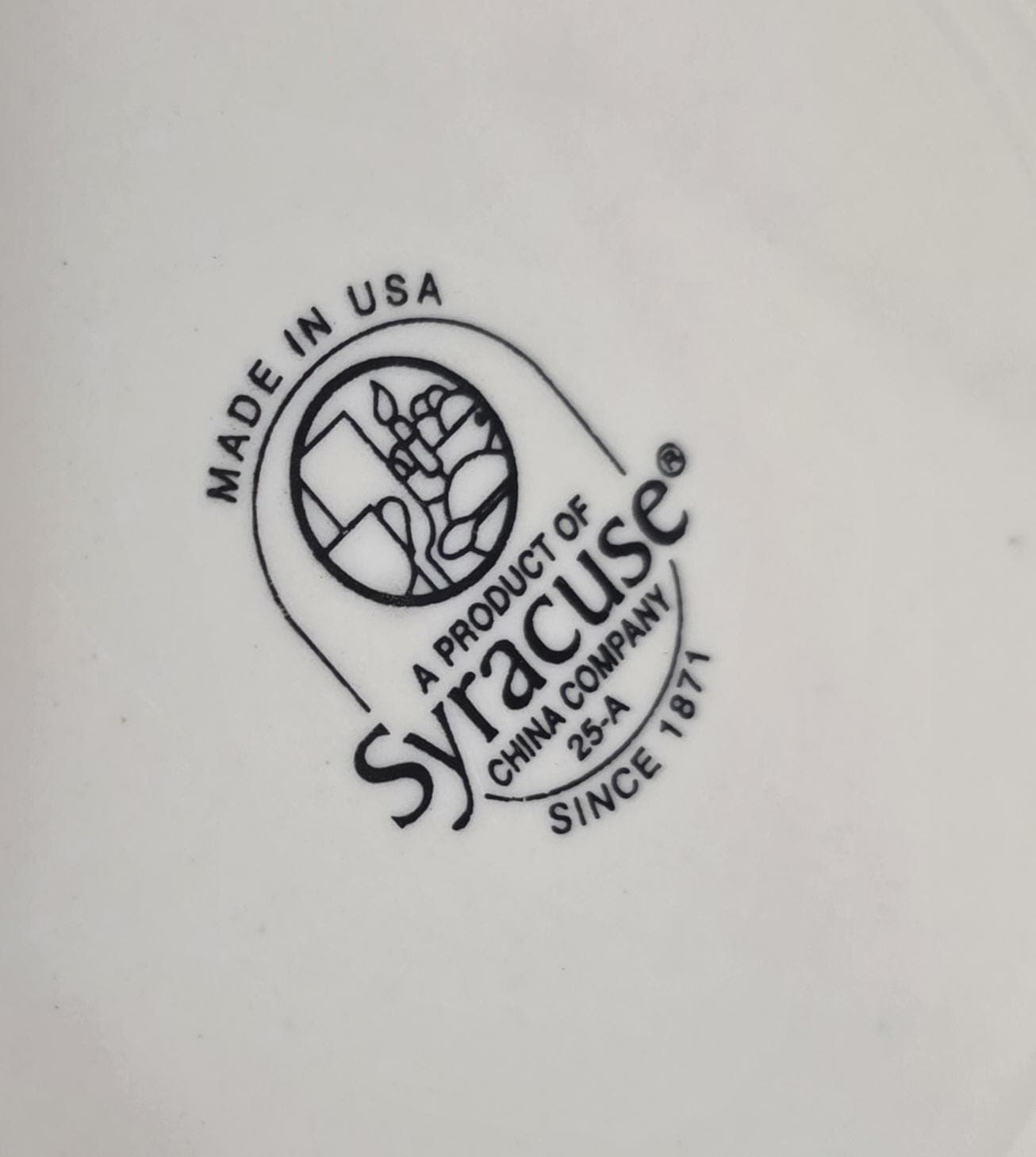 Vintage Tiki Pattern Restaurant Plates - Thumbnail 2