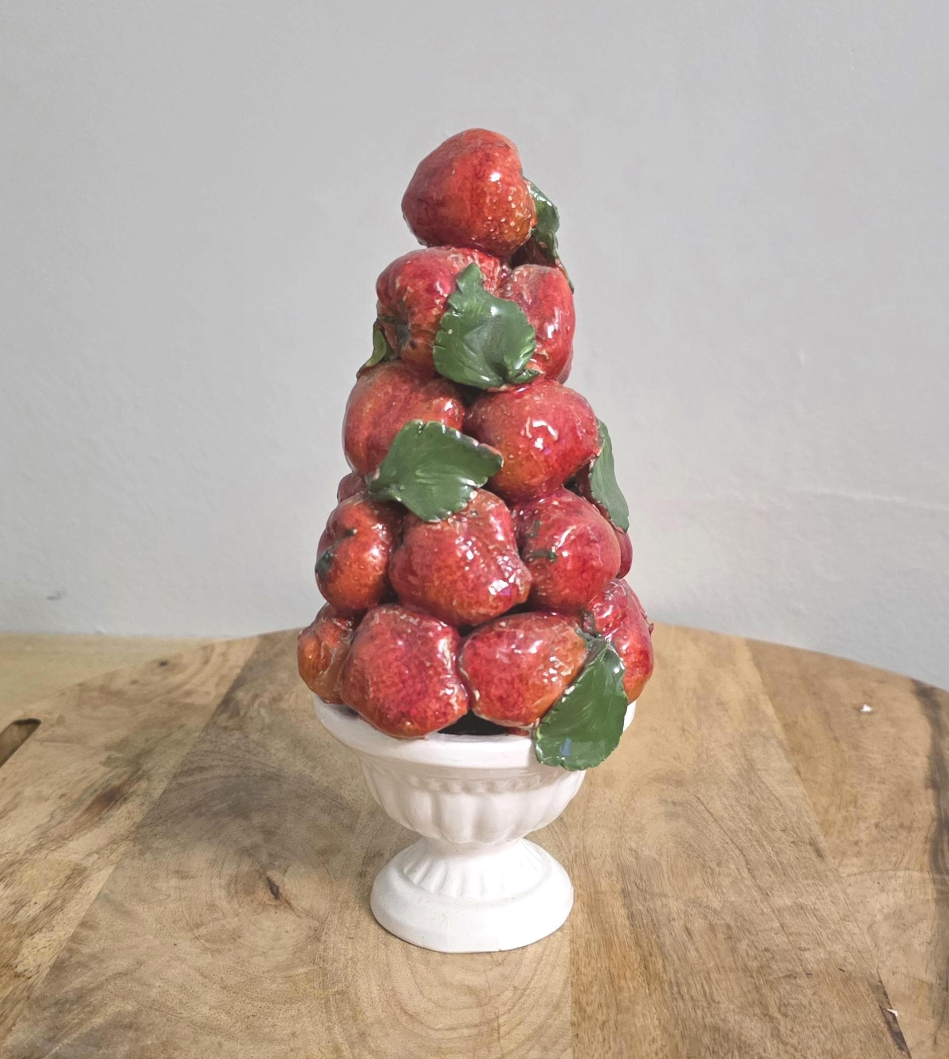 Vintage Italian Pottery Strawberry Table Centerpiece - Thumbnail 4