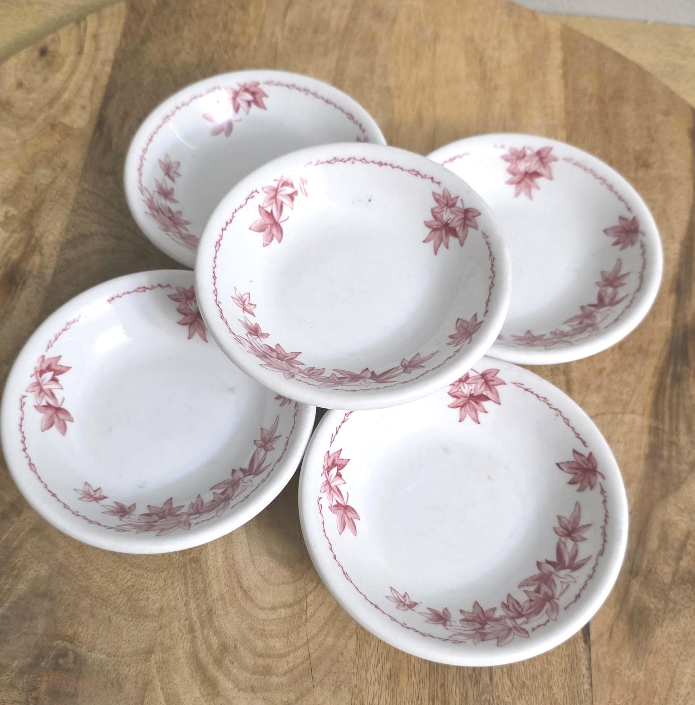 Vintage Red Leaf Pattern Restaurant Ware Berry Bowls