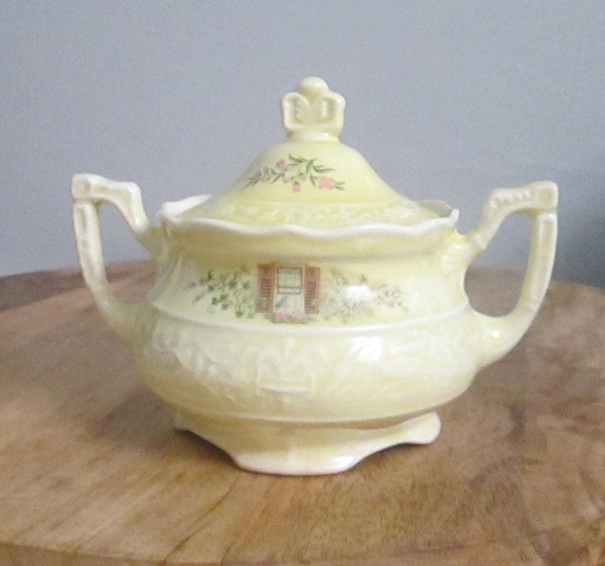 Vintage Yellow Sugar Bowl - Thumbnail 2
