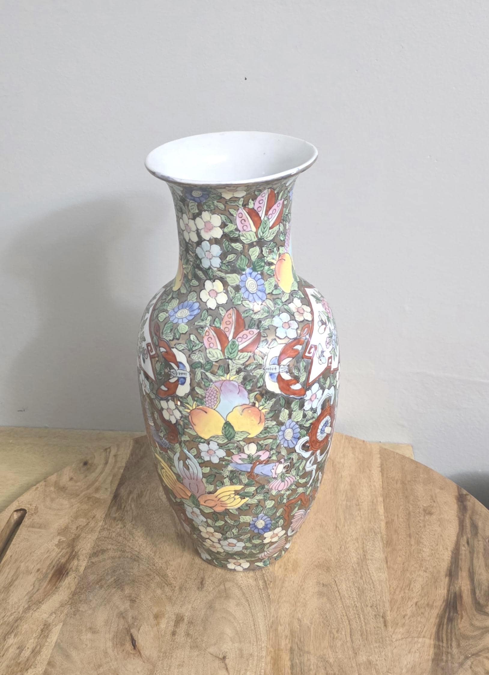 Vintage Chinese Export Enamel Vase - Thumbnail 6