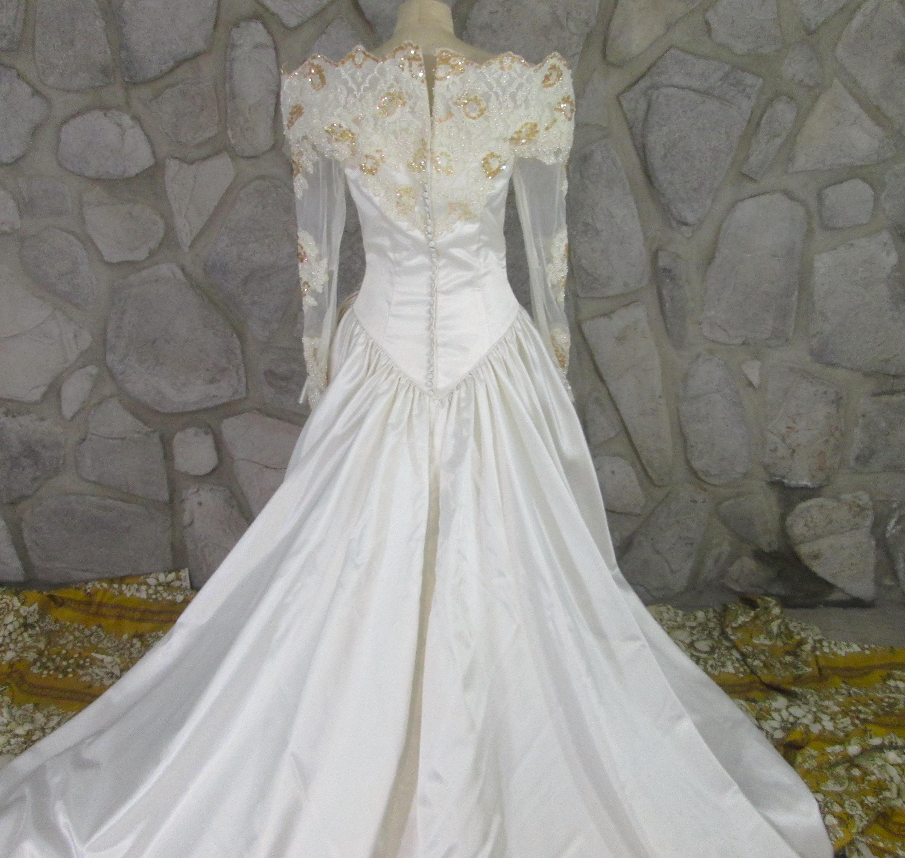 Vintage 1980's Renaissance Style Wedding Dress - Thumbnail 5