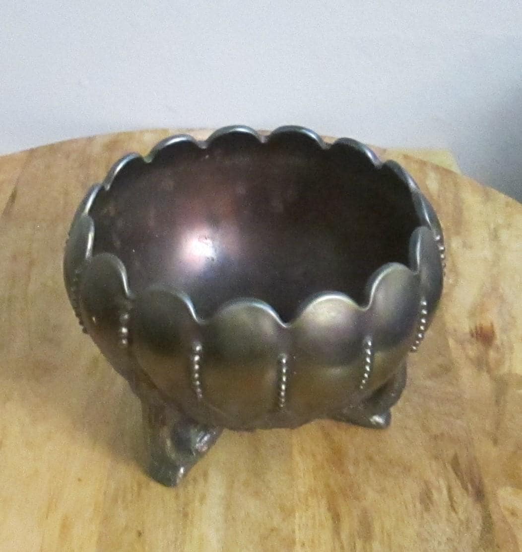 Antique Northwood Carnival Glass Leaf and Beads Amethyst Bowl - Thumbnail 2