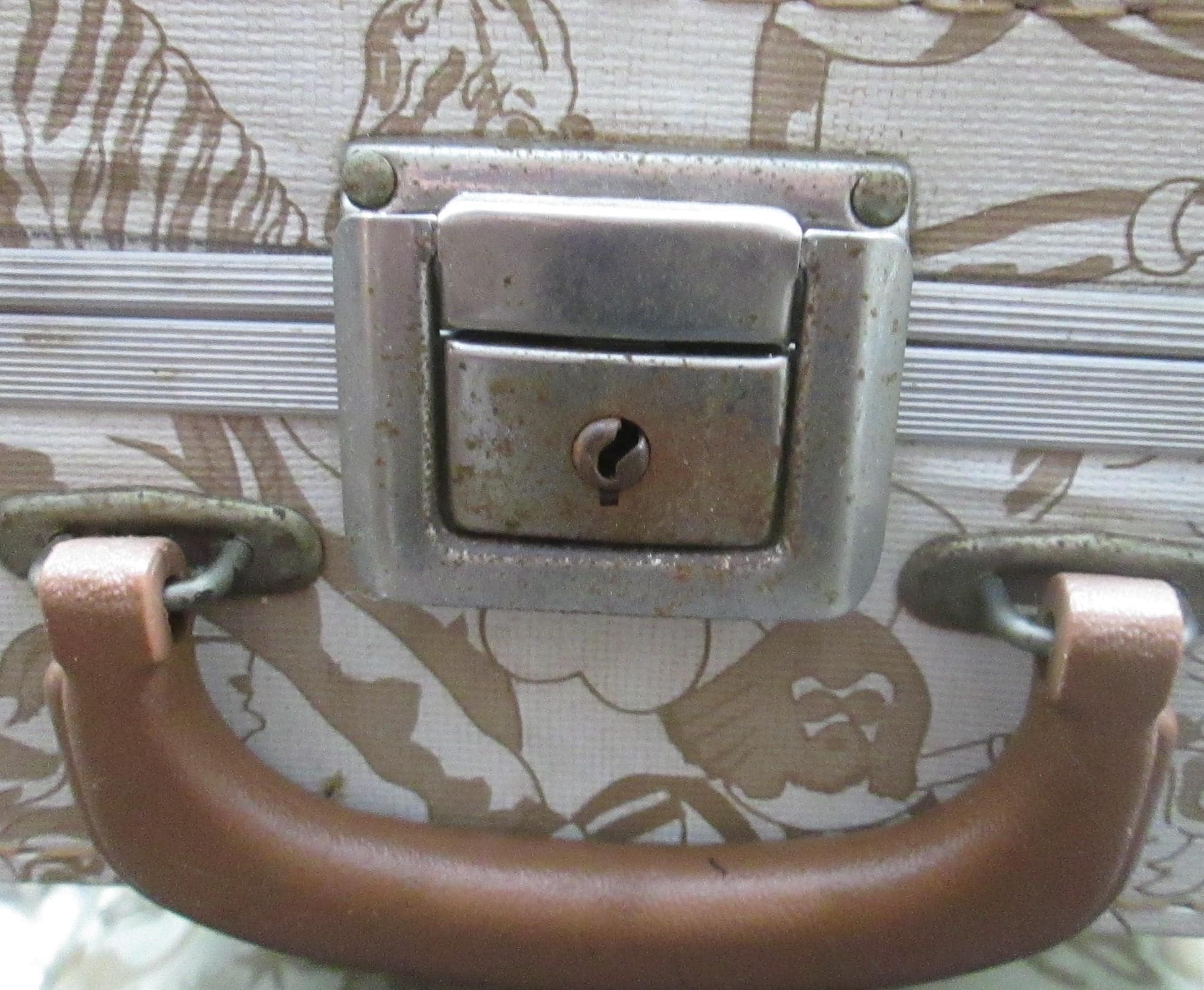 Vintage Studio 64 Disco Themed Suitcase - Thumbnail 3