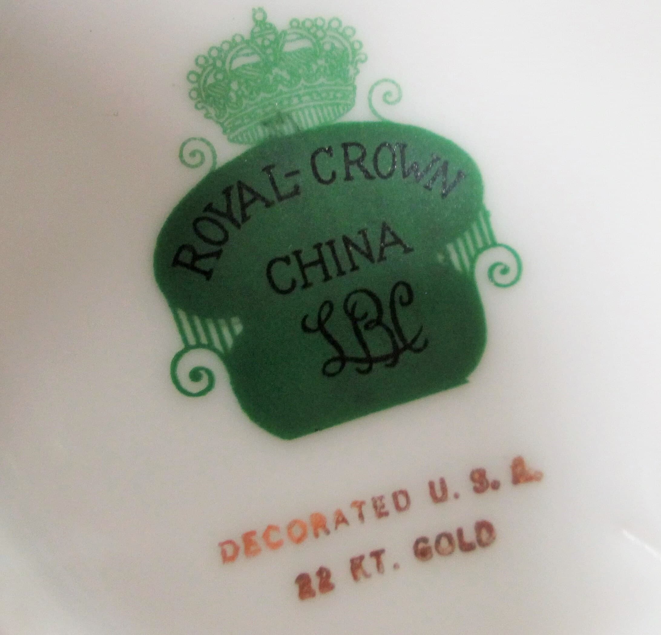 Vintage Royal Crown China 22K Gold Trim Floral Pattern Creamer - Thumbnail 2