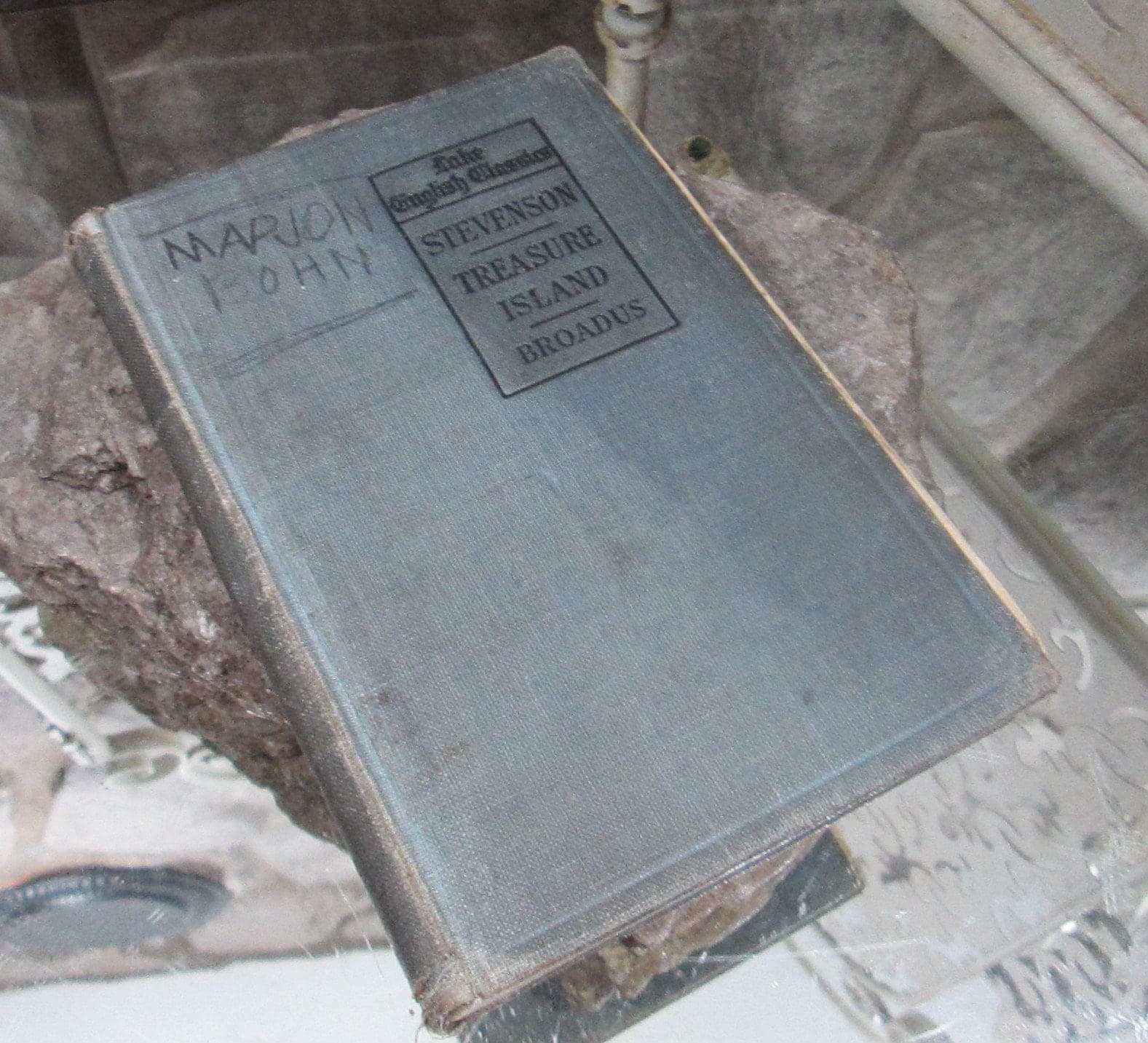 Antique Treasure Island by Robert Louis Stevenson, 1904