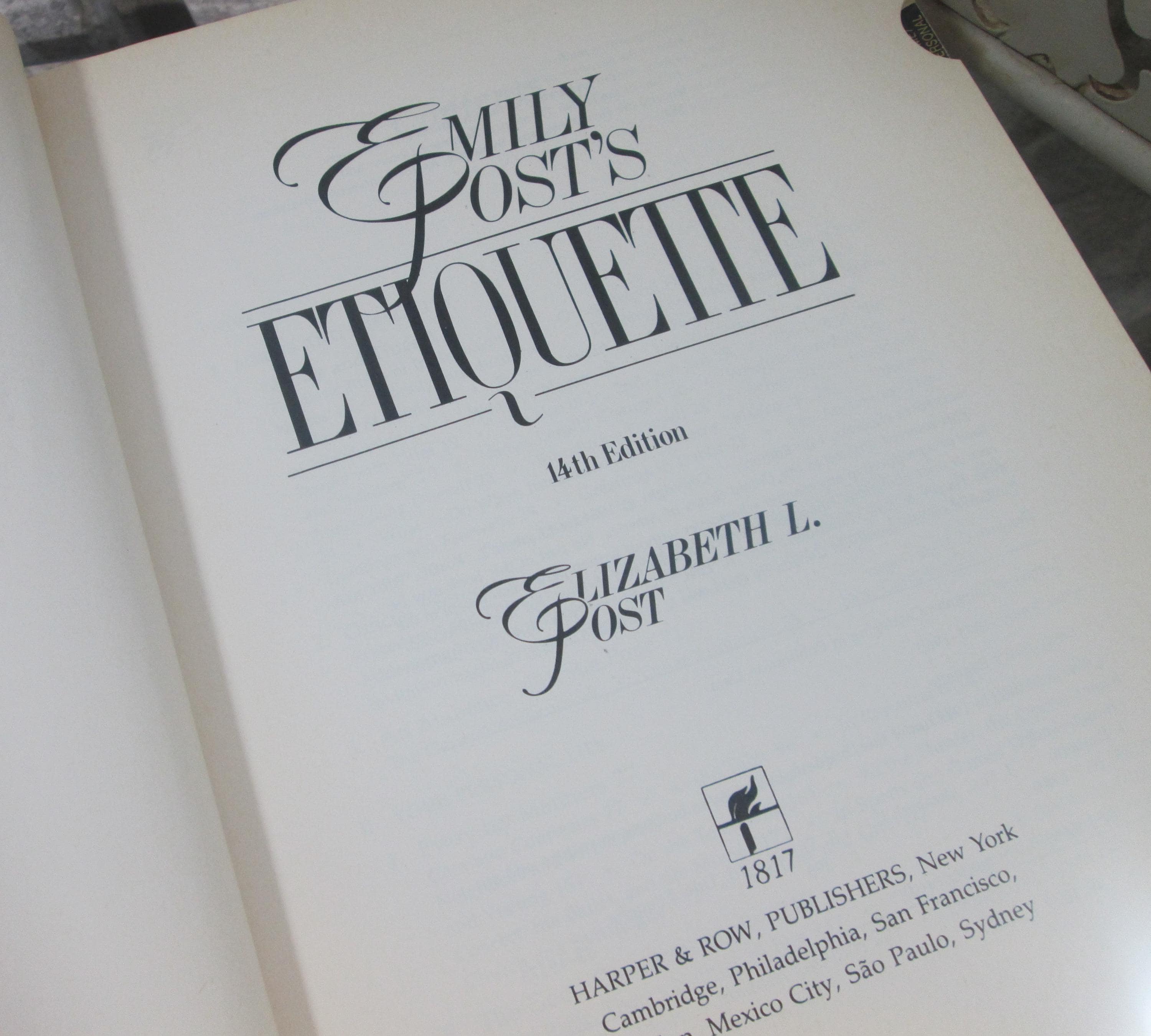 Emily Post's Etiquette 14th Edition, 1984, Vintage Book - Thumbnail 2