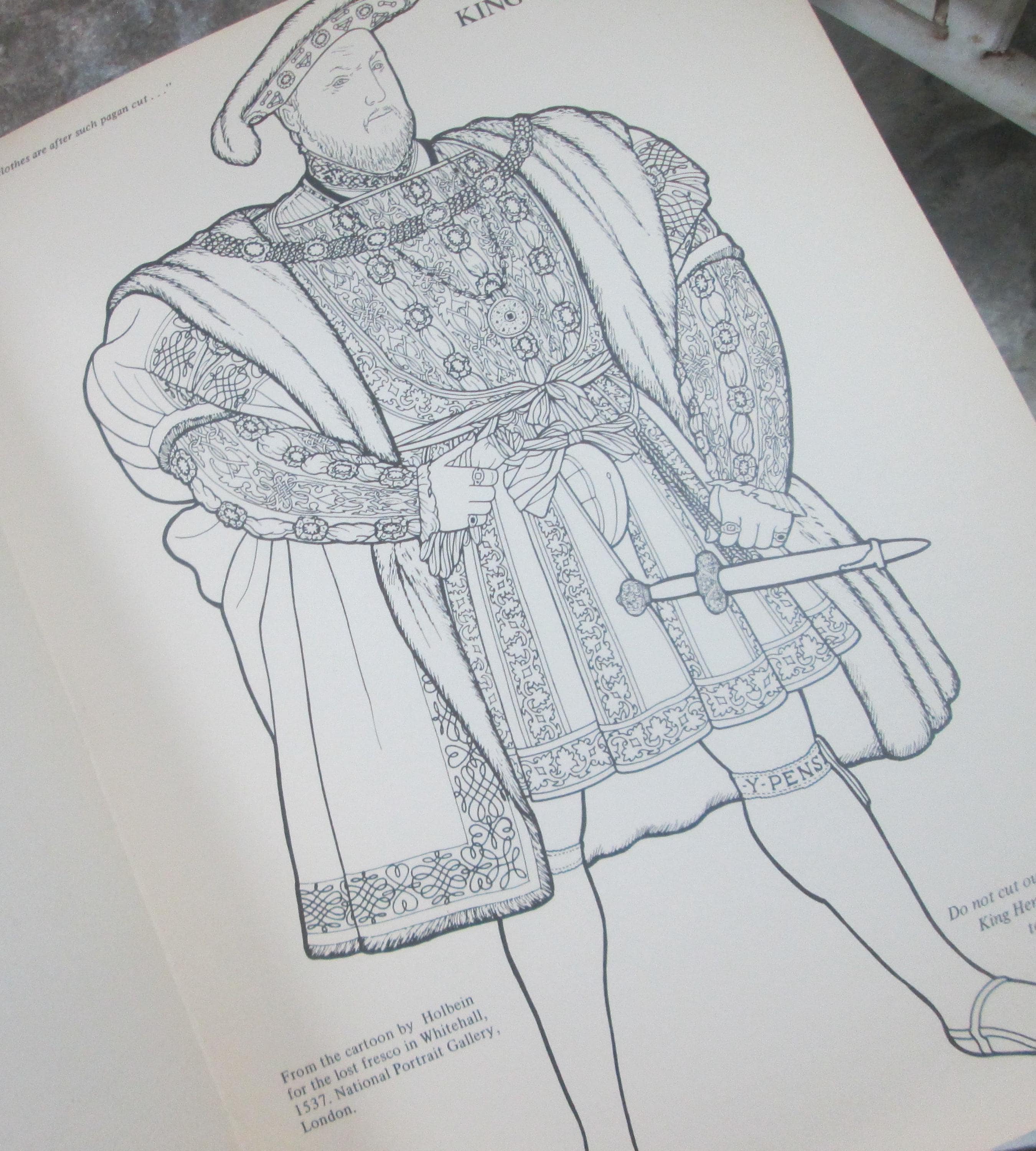 Vintage Henry VIII and His Wives Paper Dolls Booklet - Thumbnail 3