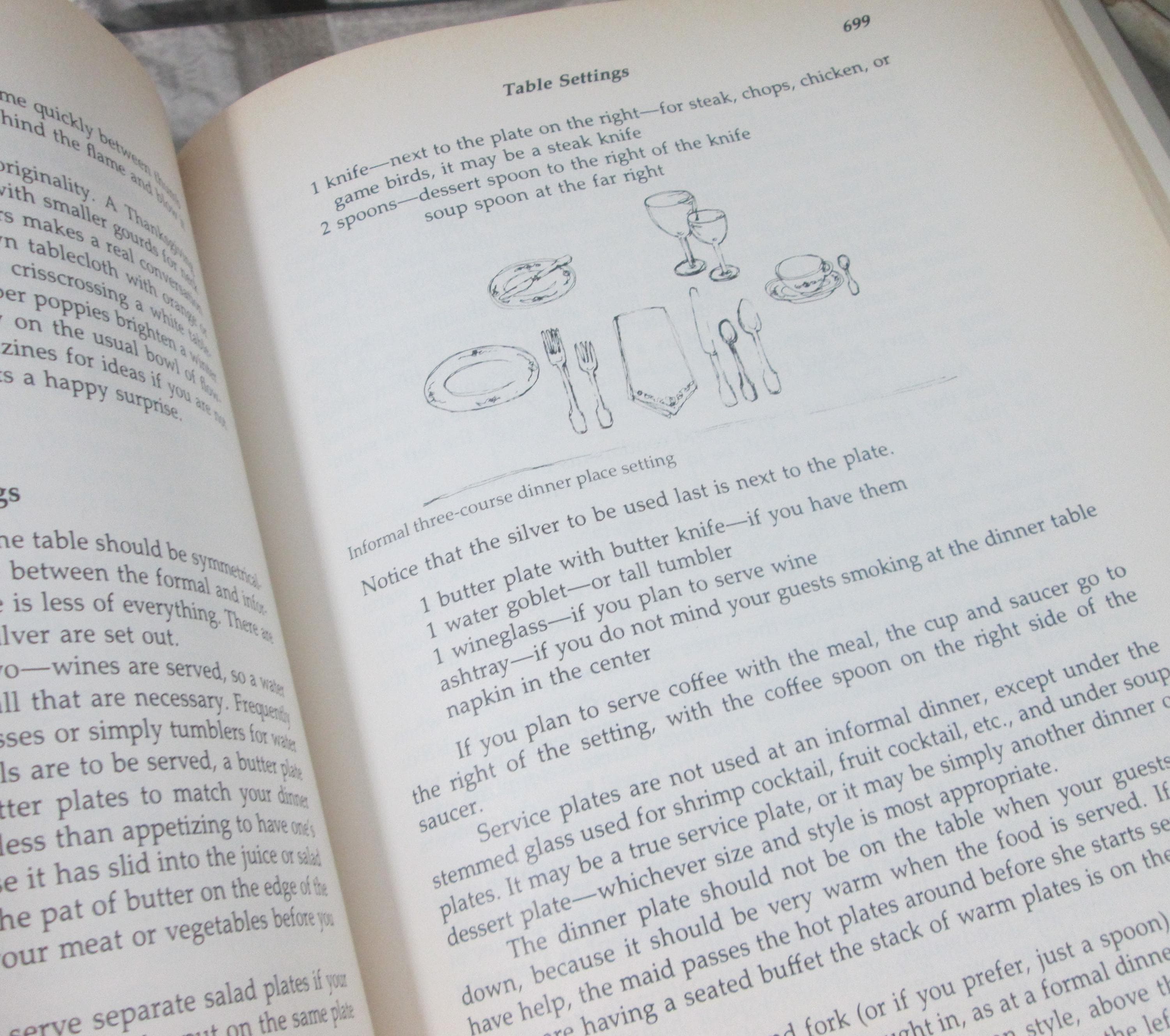 Emily Post's Etiquette 14th Edition, 1984, Vintage Book - Thumbnail 4