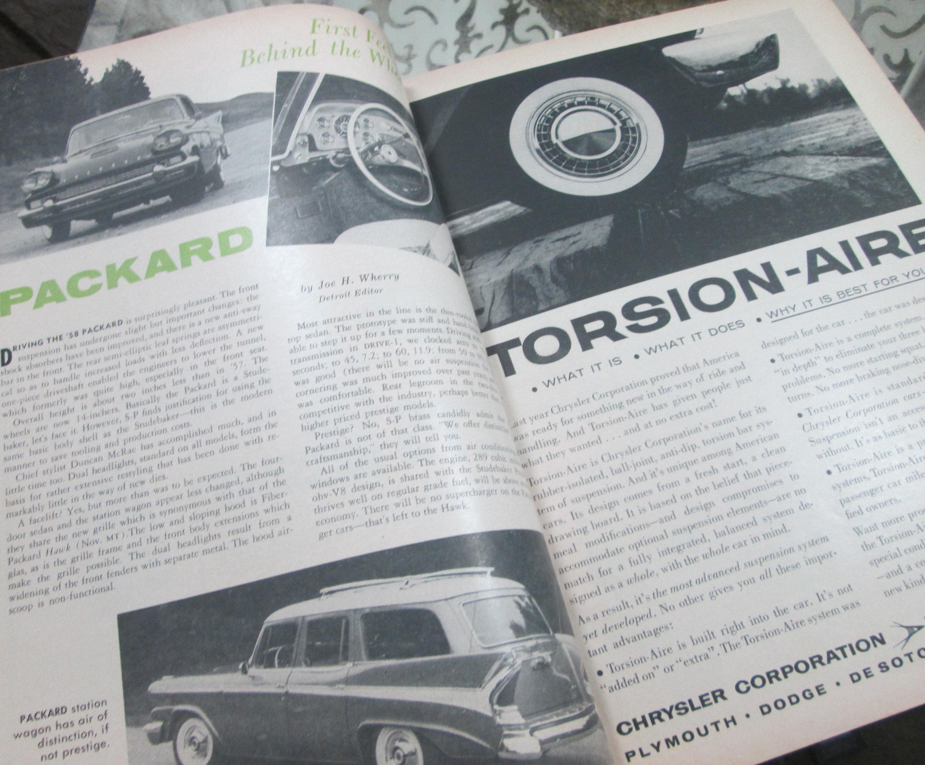 Vintage Motor Trend Magazine January, 1958, Comparison of 1958 Cars - Thumbnail 3
