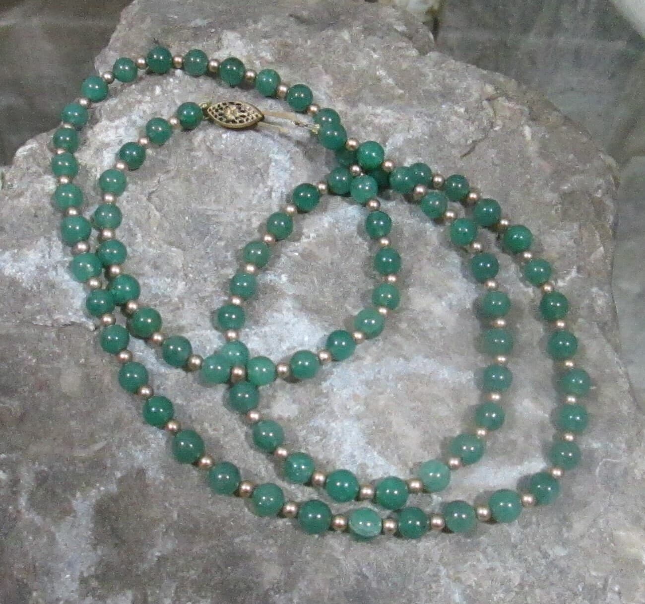Vintage Green Jade Bead Necklace