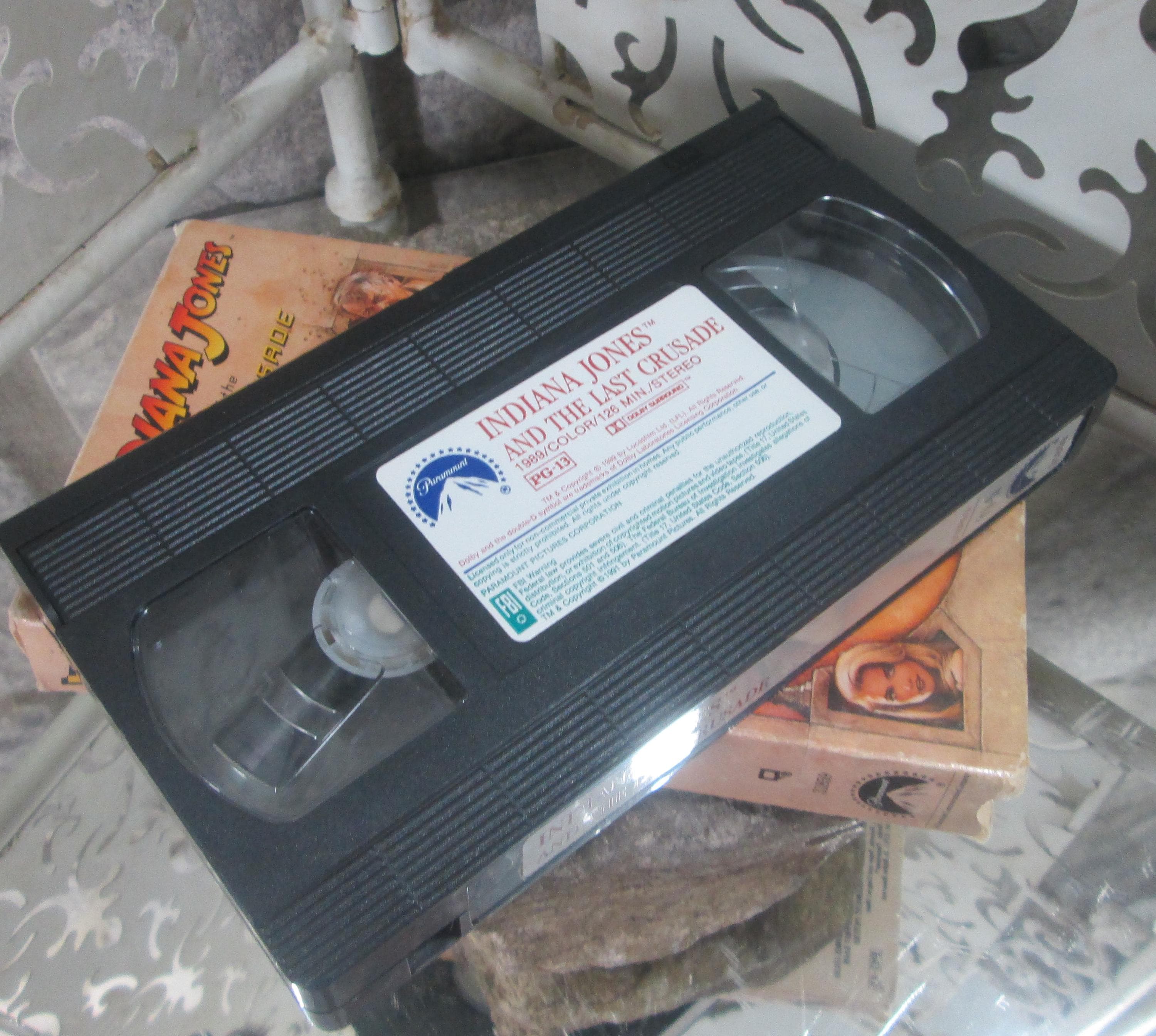 Vintage Indiana Jones and the Last Crusade VHS Tape Movie, 1989 - Thumbnail 3