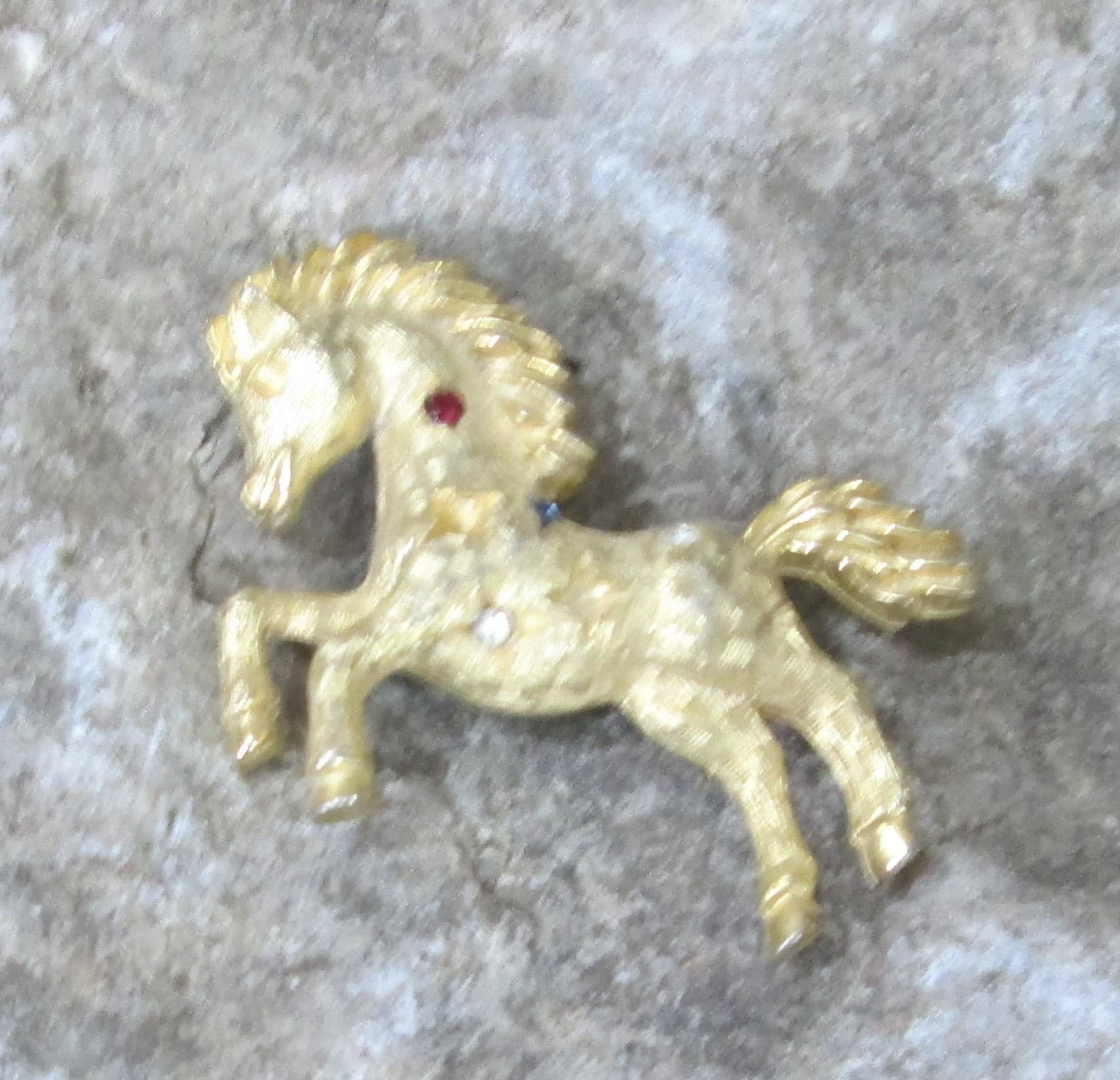 Vintage Gold Tone Horse Brooch