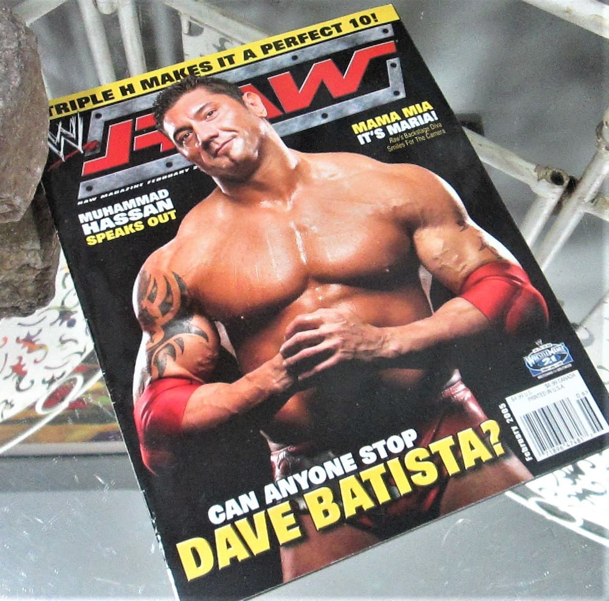 WWF Raw Magazine Dave Batista Cover