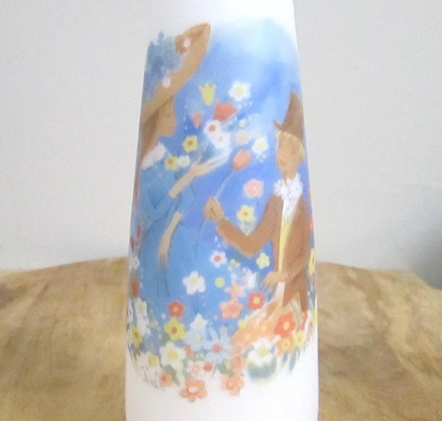 Vintage Napco Ware Frosted Vase with Courting Scene, Signed Foster - Thumbnail 2