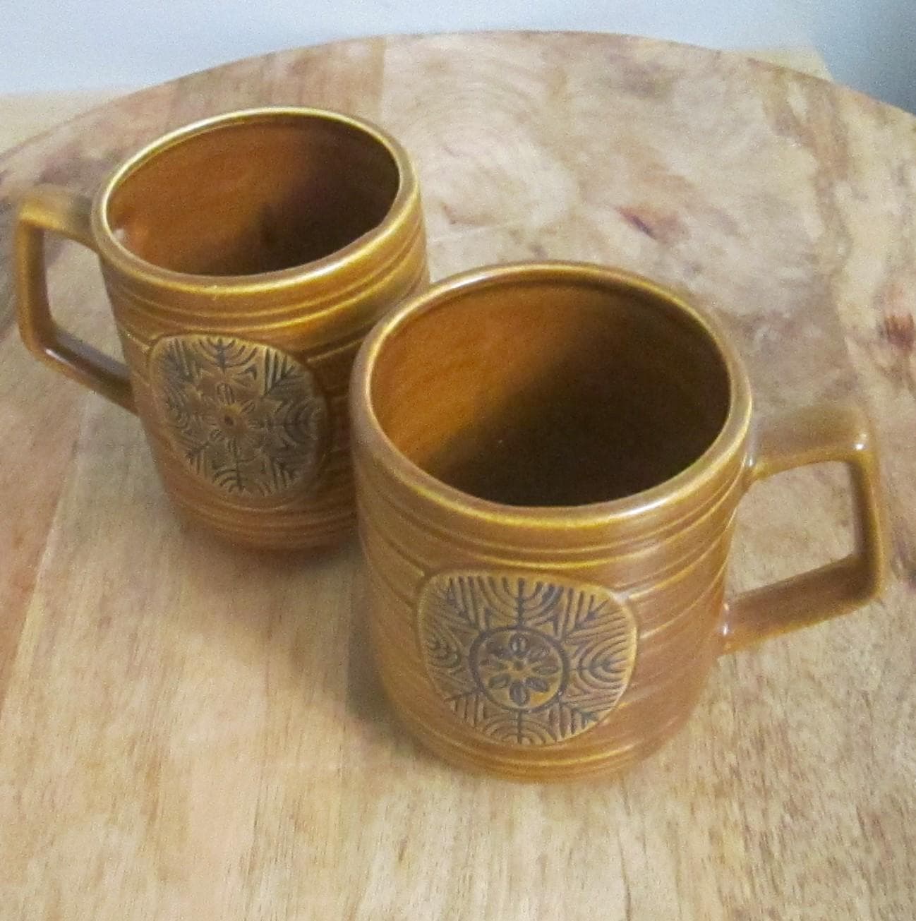 Vintage Royal Sealy Japan Brown Pottery-Look Mugs - Thumbnail 2
