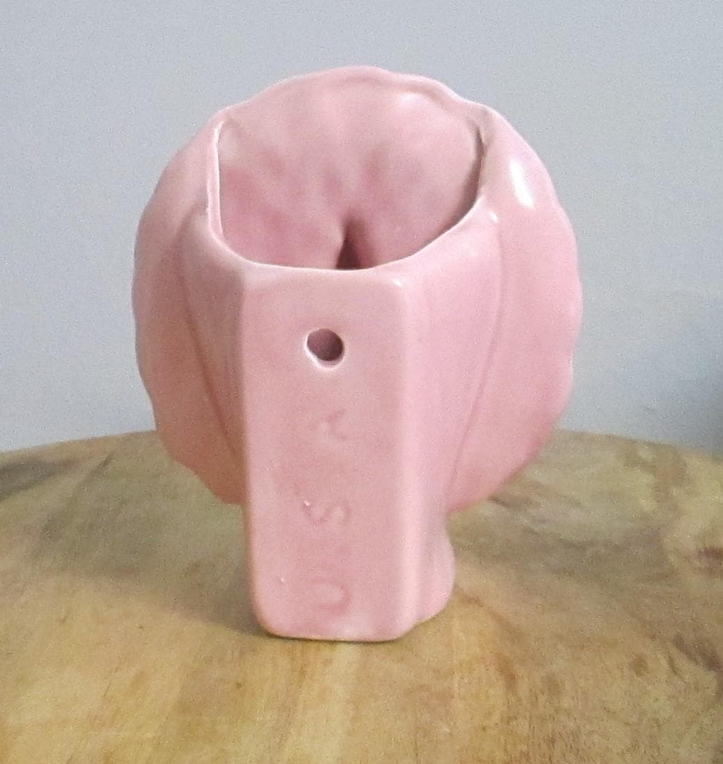 Vintage American Pottery Pink Peacock Wall Pocket - Thumbnail 2