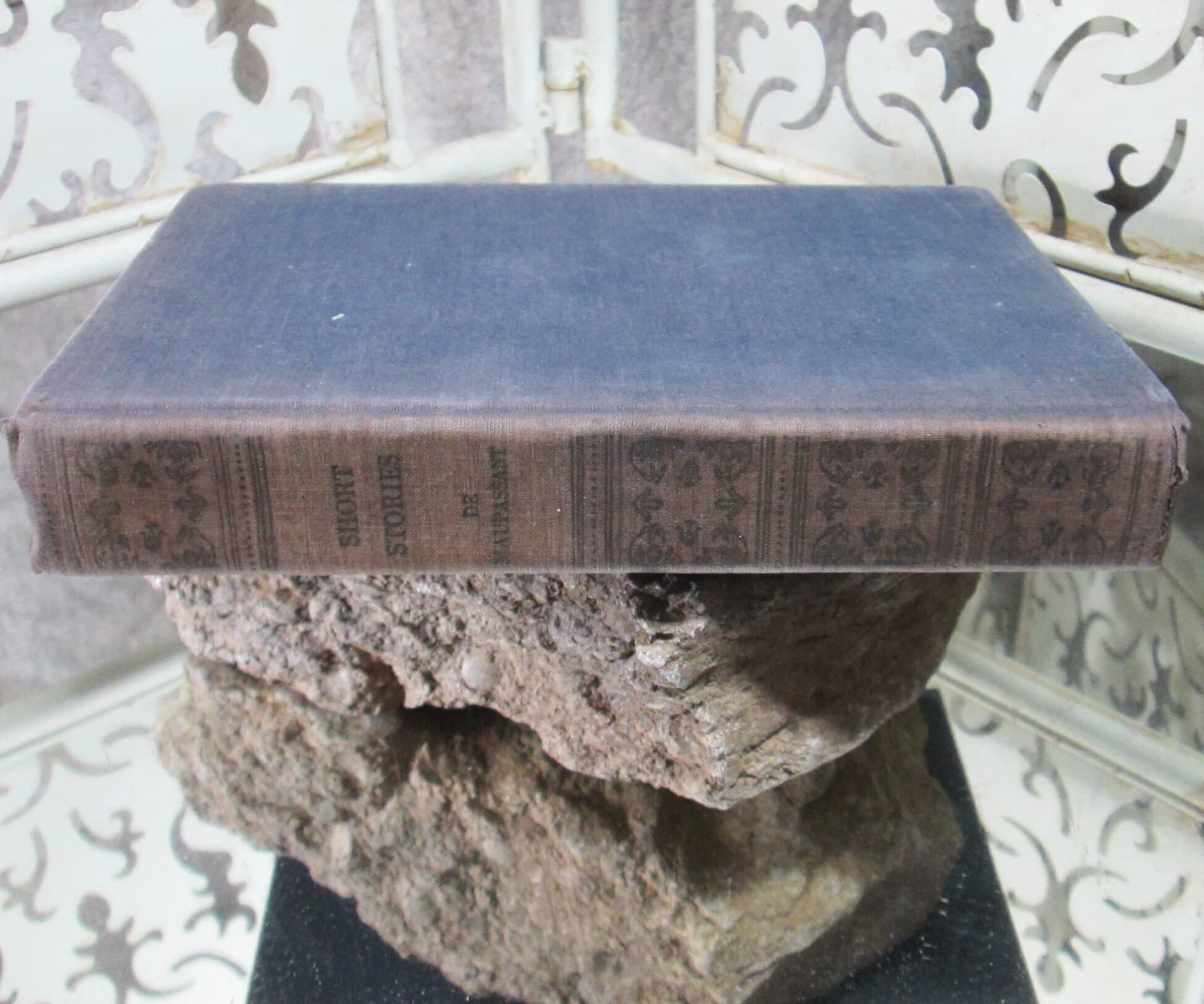 Short Stories of De Maupassant Vintage Book - Thumbnail 2
