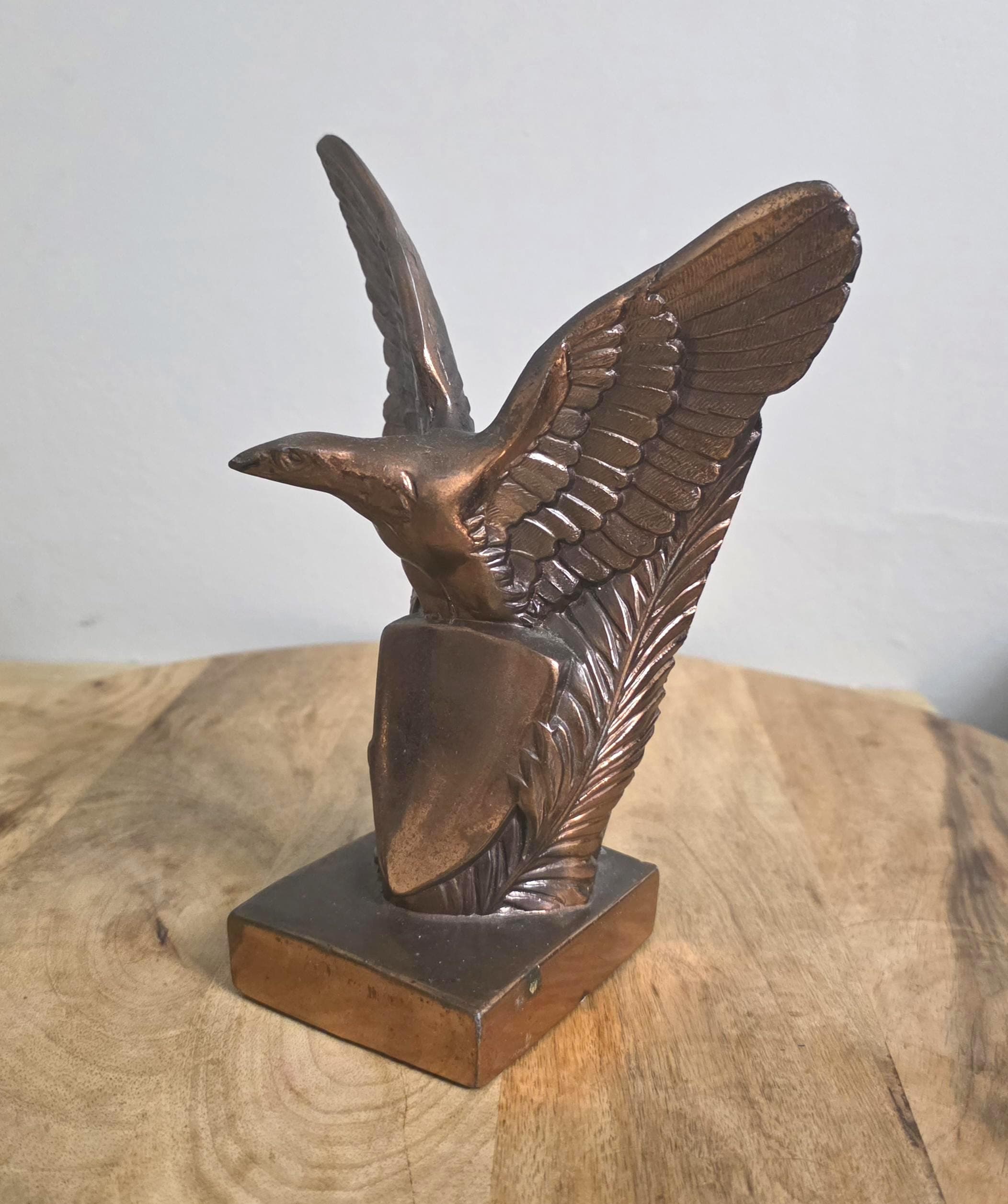 Vintage Bookish Bronze Eagle Americana Bookend for Book Lover - Thumbnail 3