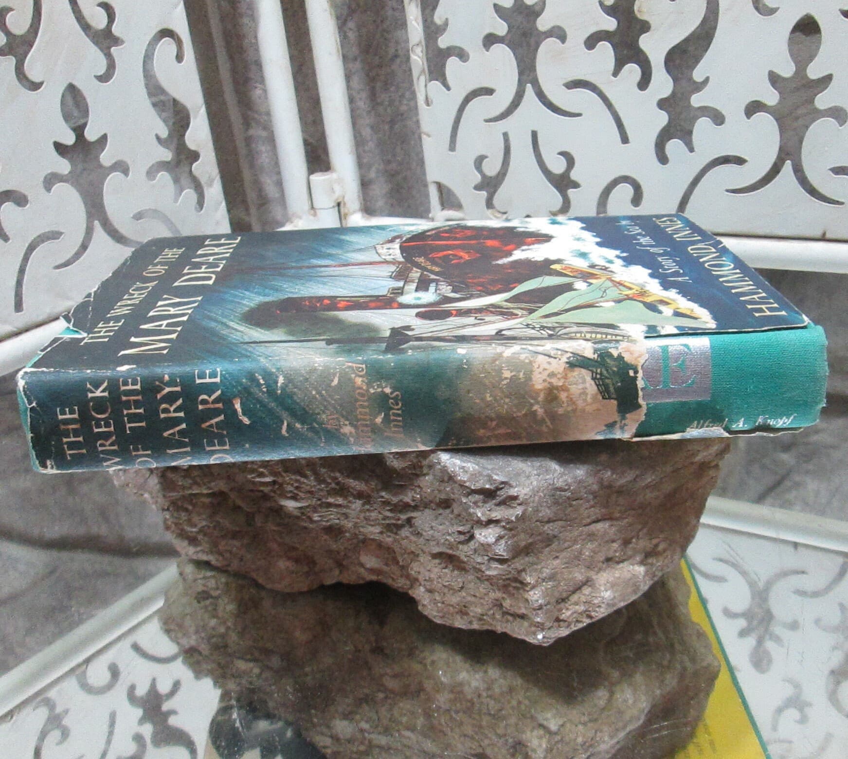 Vintage Edition The Wreck of the Mary Deare by Hammond Innes, 1956 - Thumbnail 2